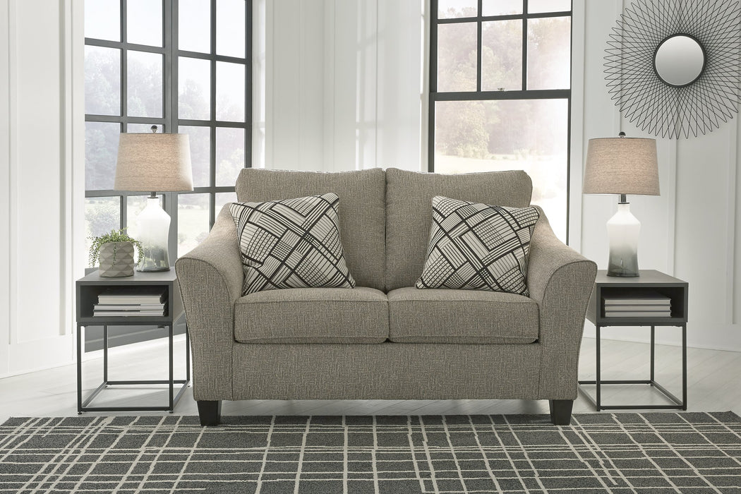 Barnesley Loveseat